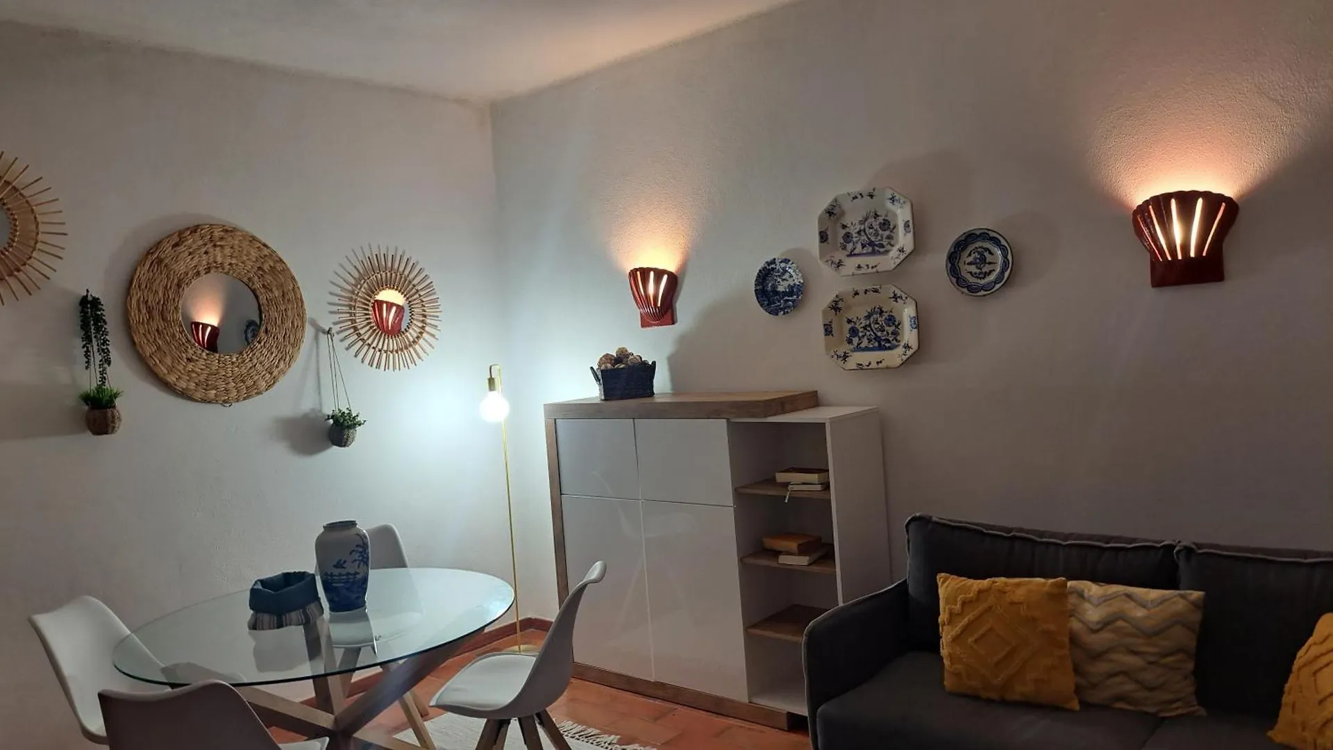 Apartment Apartamento Senhora Da Rocha Portugal